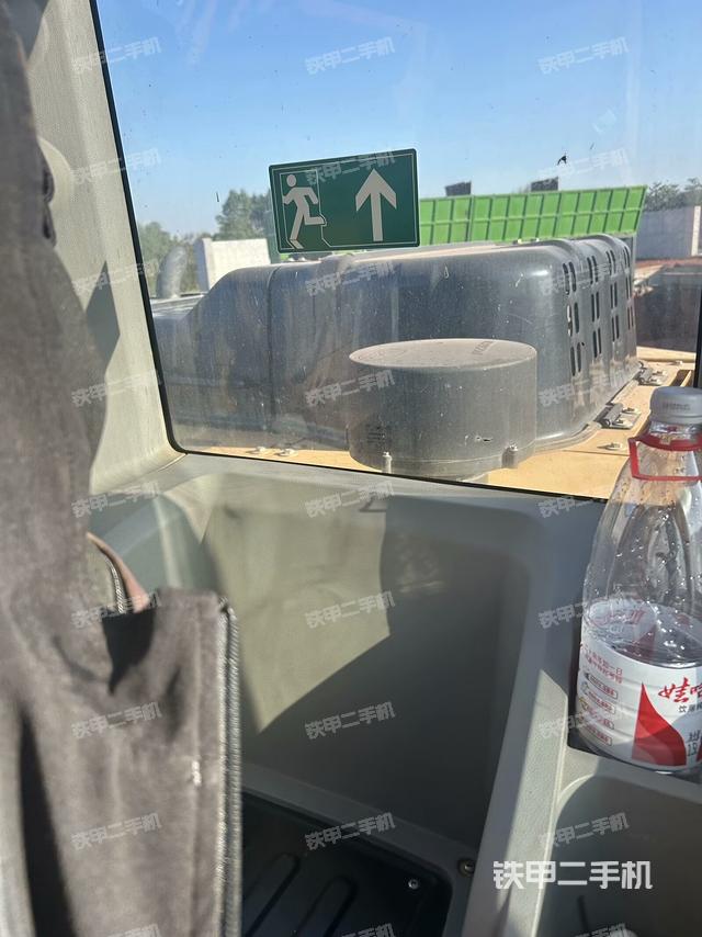 后窗玻璃角標(biāo)（駕駛室部分）