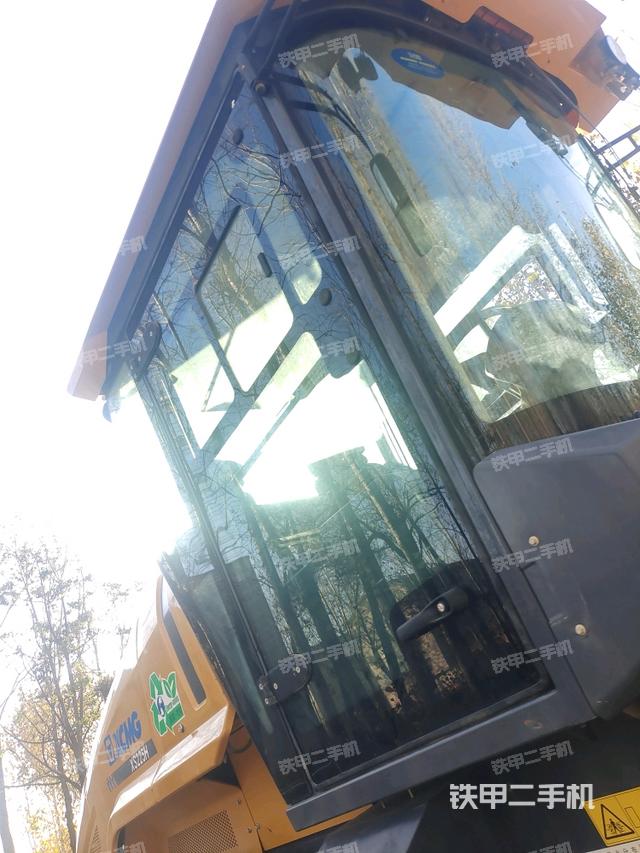 駕駛室外頂全景（壓路機駕駛室）