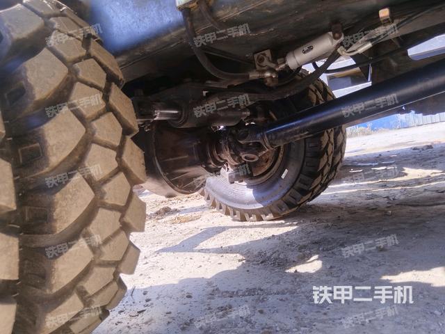 左側(cè)履帶整體?（行走機構(gòu)）