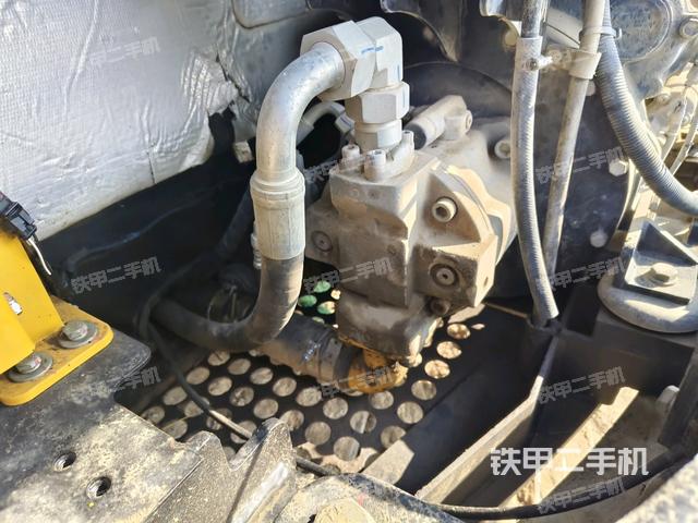 液壓泵室（大件艙室）