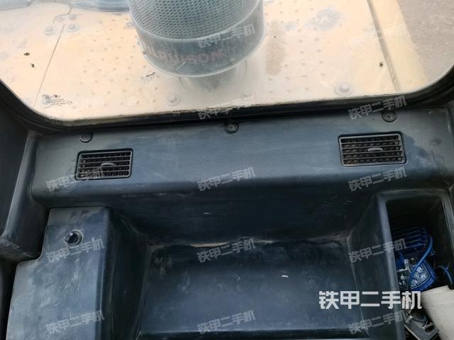 座椅后部(駕駛室部分) 座椅后部(駕駛室部分)