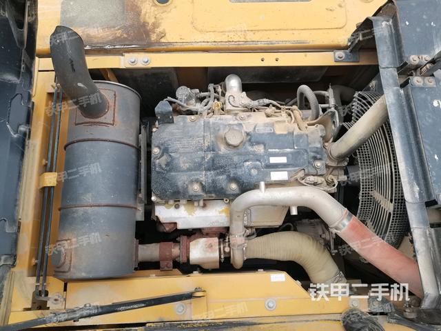 發(fā)動機室(上車部件) 發(fā)動機室(上車部件)