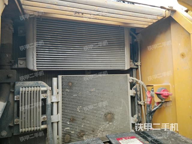 散熱器正面（大件艙室）