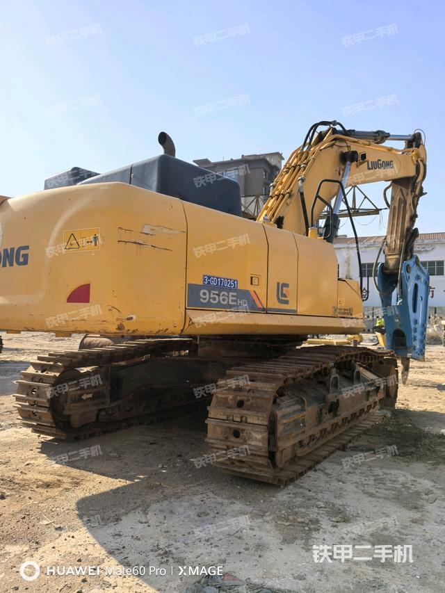 整機(jī)右后45°（整機(jī)外觀）