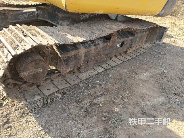 右側(cè)履帶整體?（行走機(jī)構(gòu)）