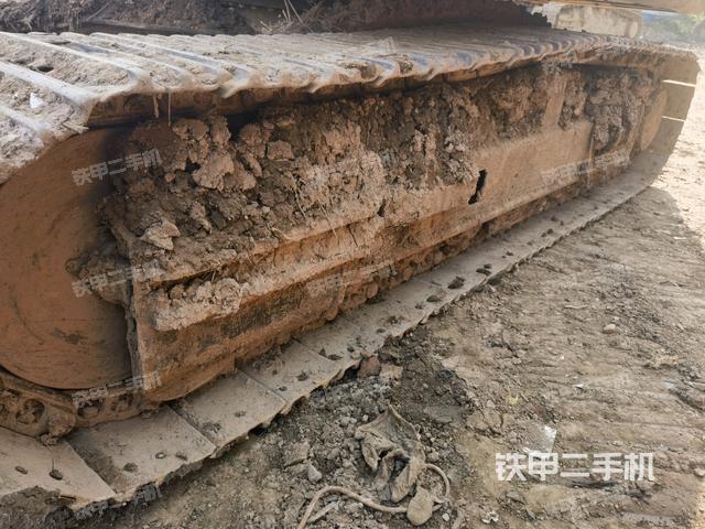 左側(cè)履帶整體?(行走機構(gòu)) 左側(cè)履帶整體?(行走機構(gòu))