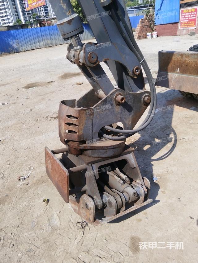 鏟斗45度（工作和回轉(zhuǎn)裝置）