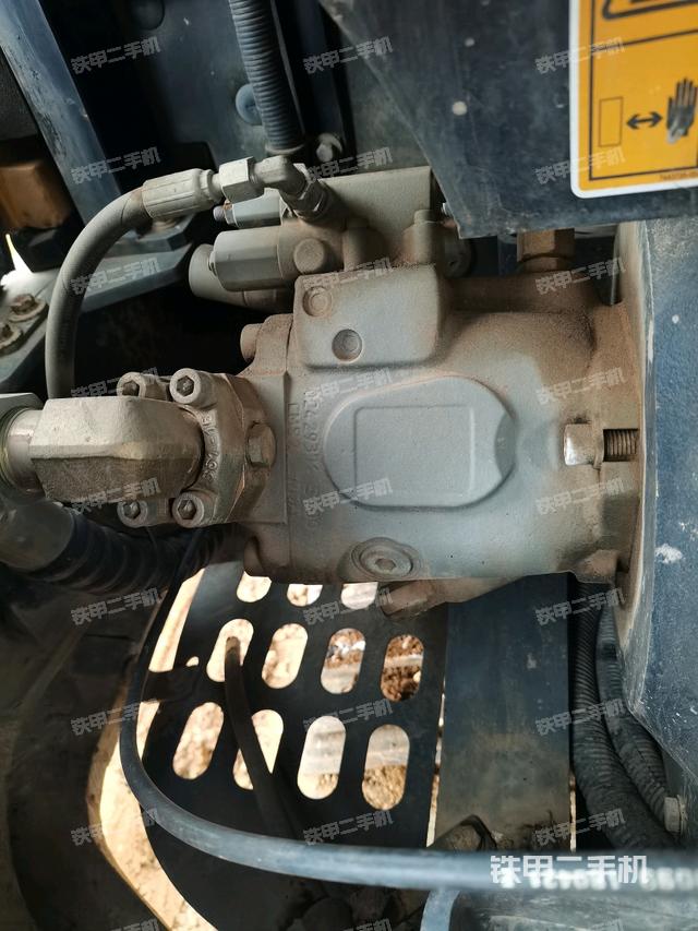 電瓶（大件艙室）