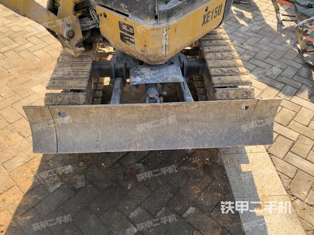 轉盤和下車架正前(工作和回轉裝置) 轉盤和下車架正前(工作和回轉裝置)
