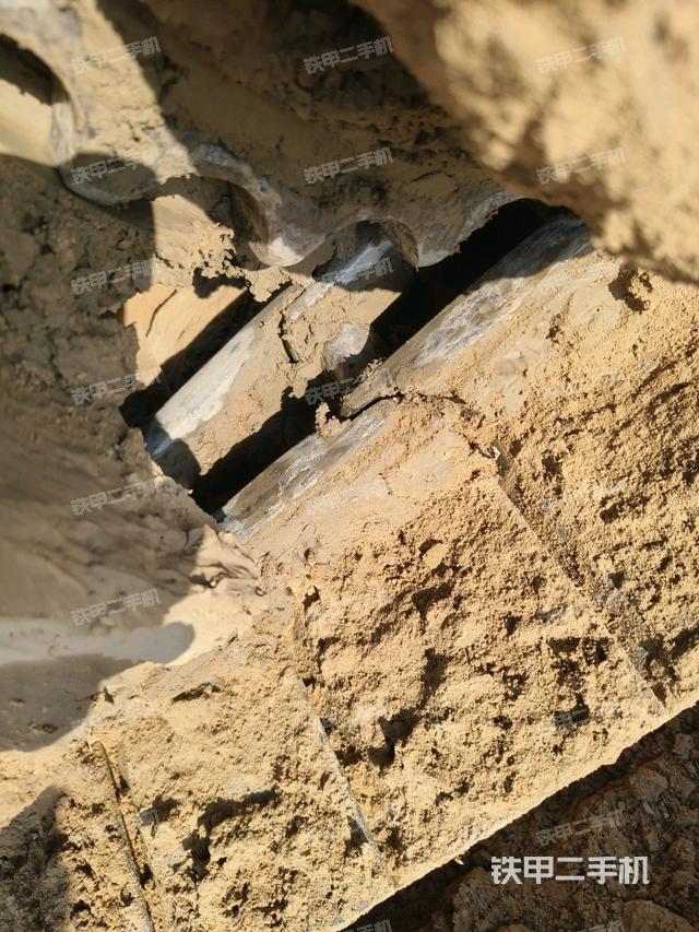 右導(dǎo)向輪（行走機(jī)構(gòu)）