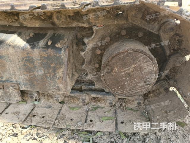 左驅(qū)動(dòng)輪（行走機(jī)構(gòu)）