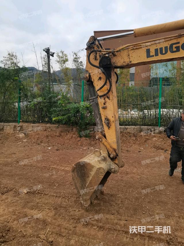 小臂整體左后（工作和回轉(zhuǎn)裝置）