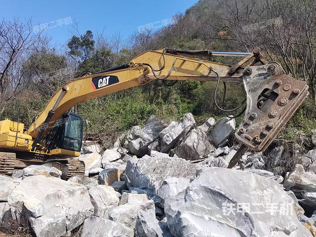 大臂整體?右側(cè)（工作和回轉(zhuǎn)裝置）