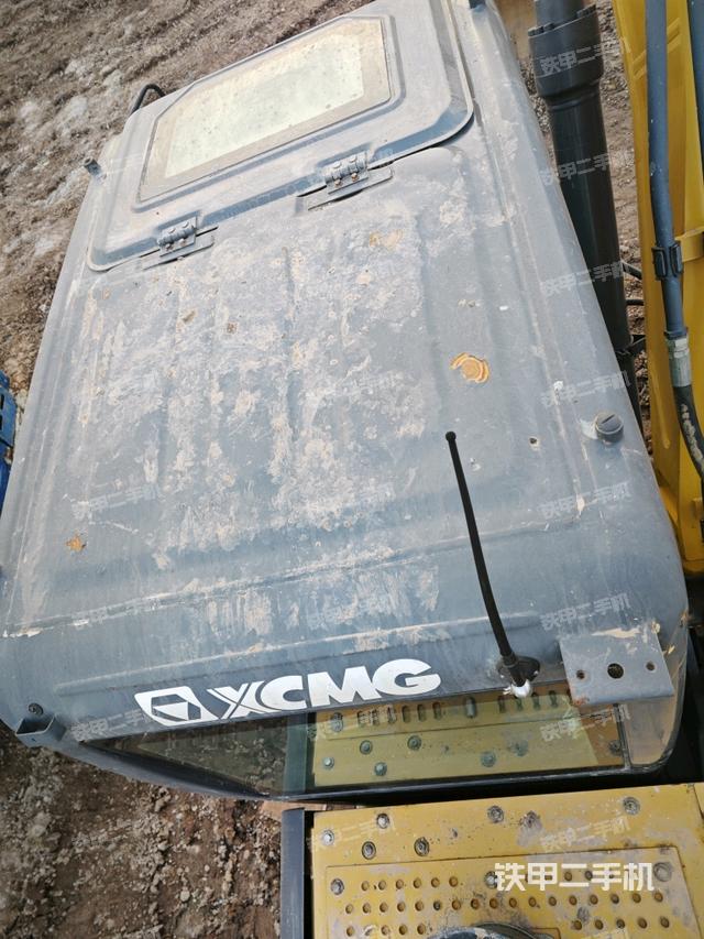 駕駛室頂部俯視（上車部件）