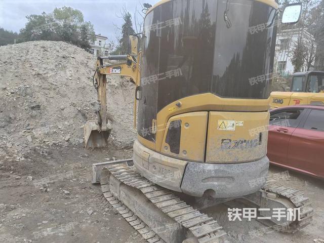 左后45(整機(jī)外觀) 左后45(整機(jī)外觀)