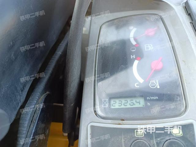 小時表(駕駛室部分) 小時表(駕駛室部分)
