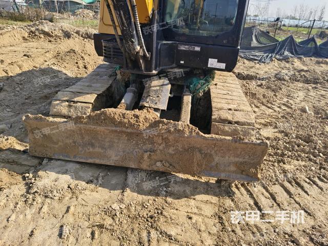 左導(dǎo)向輪（行走機(jī)構(gòu)）