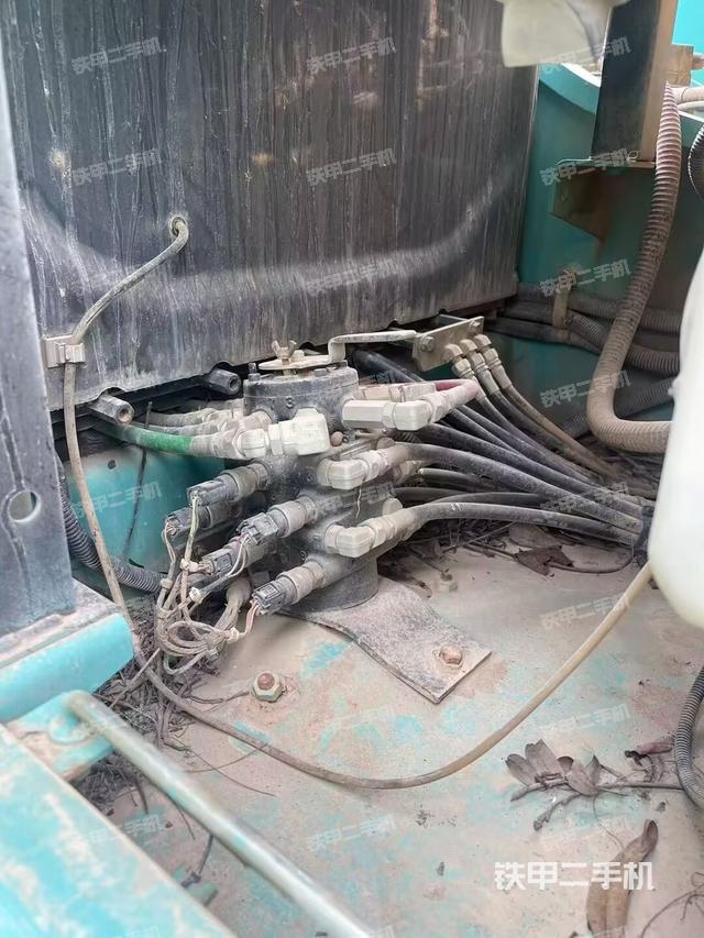 液壓泵室(大件艙室) 液壓泵室(大件艙室)
