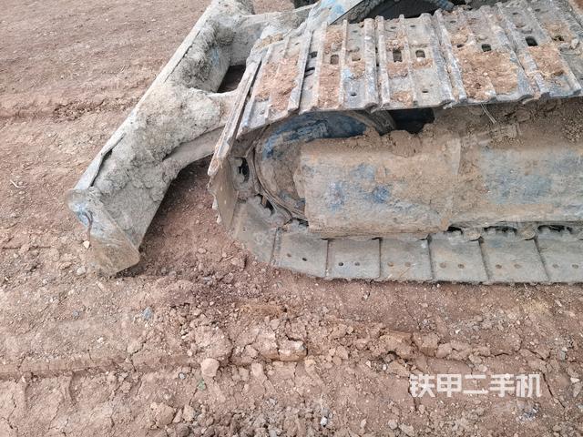 左導(dǎo)向輪（行走機(jī)構(gòu)）