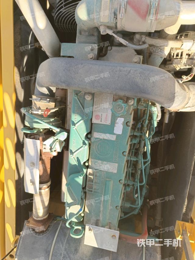 氣門室蓋螺絲特寫(上車部件) 氣門室蓋螺絲特寫(上車部件)