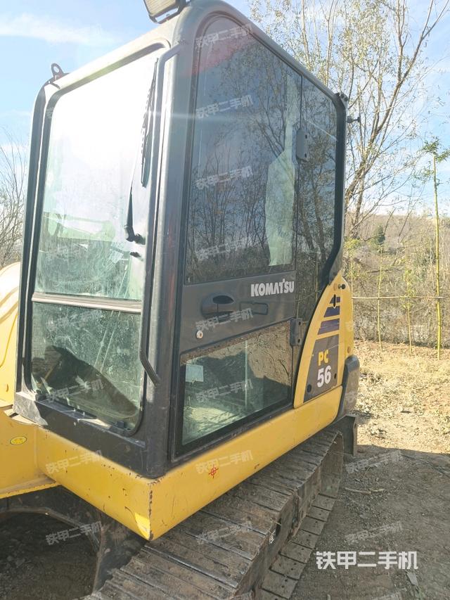 后窗玻璃角標(biāo)（駕駛室部分）