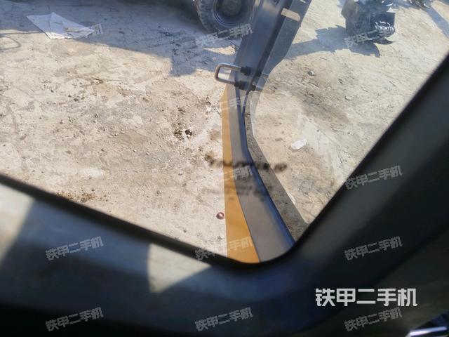 后窗玻璃角標(biāo)（駕駛室部分）