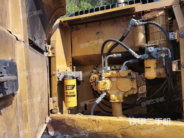 液壓泵室（大件艙室）