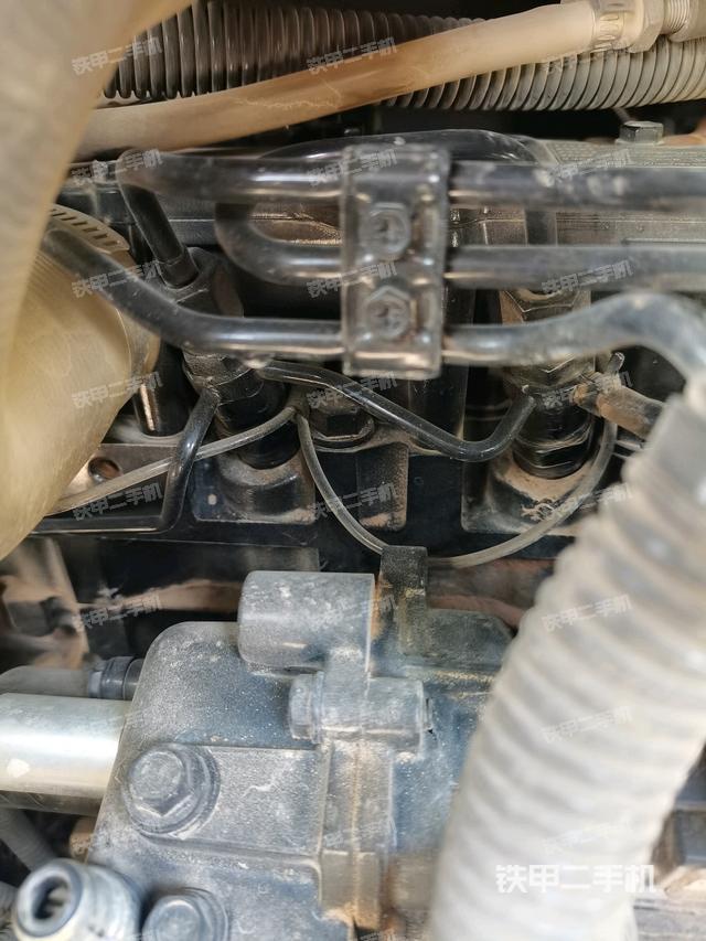 回轉(zhuǎn)馬達(dá)（上車部件）