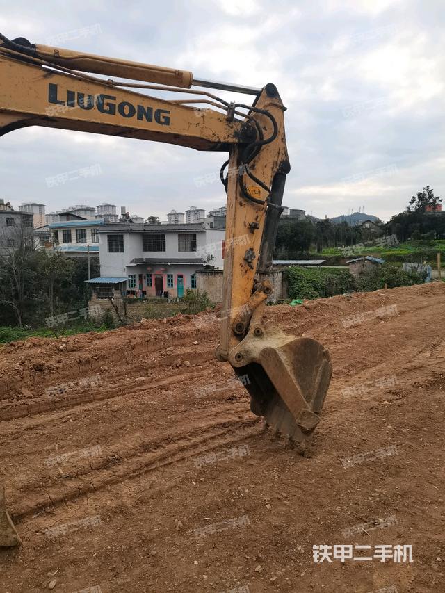 小臂整體右前（工作和回轉(zhuǎn)裝置）