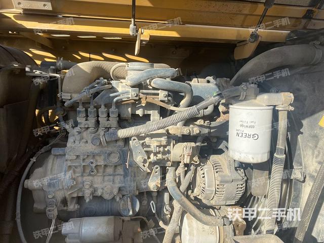 發(fā)動機整體俯視(整機外觀) 發(fā)動機整體俯視(整機外觀)