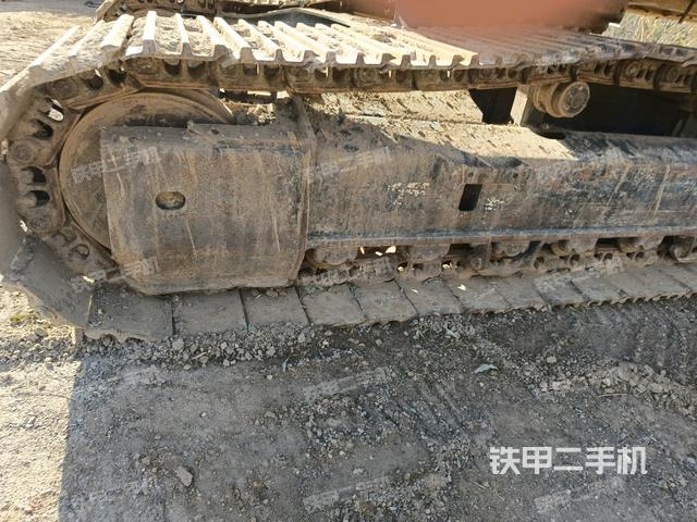 左導向輪(行走機構) 左導向輪(行走機構)