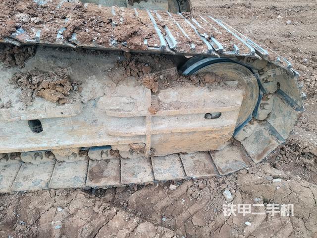 左托鏈輪和鏈筋(行走機構(gòu)) 左托鏈輪和鏈筋(行走機構(gòu))