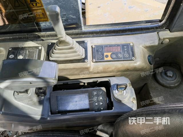 顯示屏?(駕駛室部分) 顯示屏?(駕駛室部分)