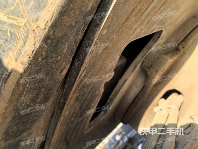 座椅右側控制臺/鑰匙門/油門/含右手柄(駕駛室部分) 座椅右側控制臺/鑰匙門/油門/含右手柄(駕駛室部分)