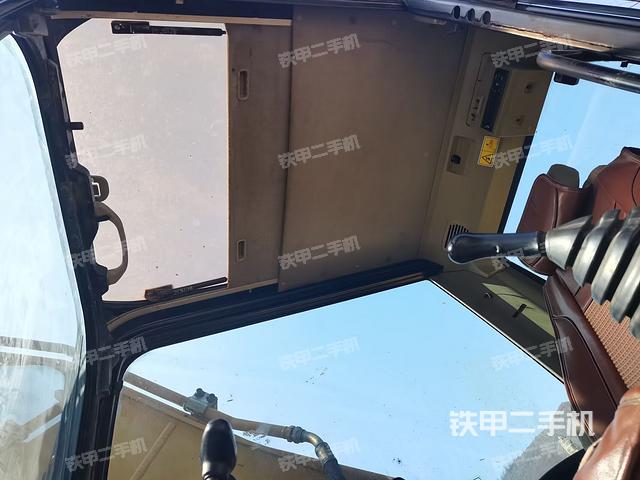 頂棚整體（駕駛室部分）