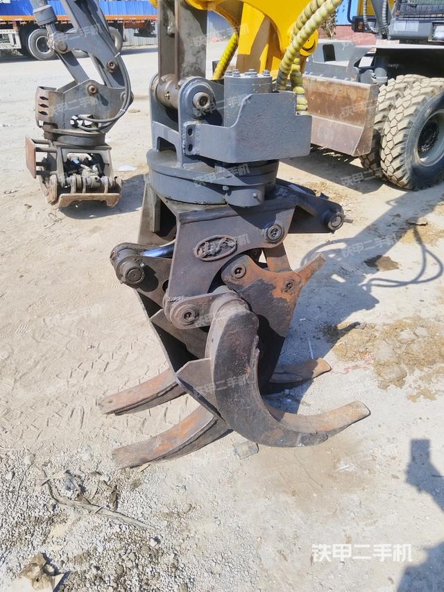 鏟斗45度（工作和回轉(zhuǎn)裝置）