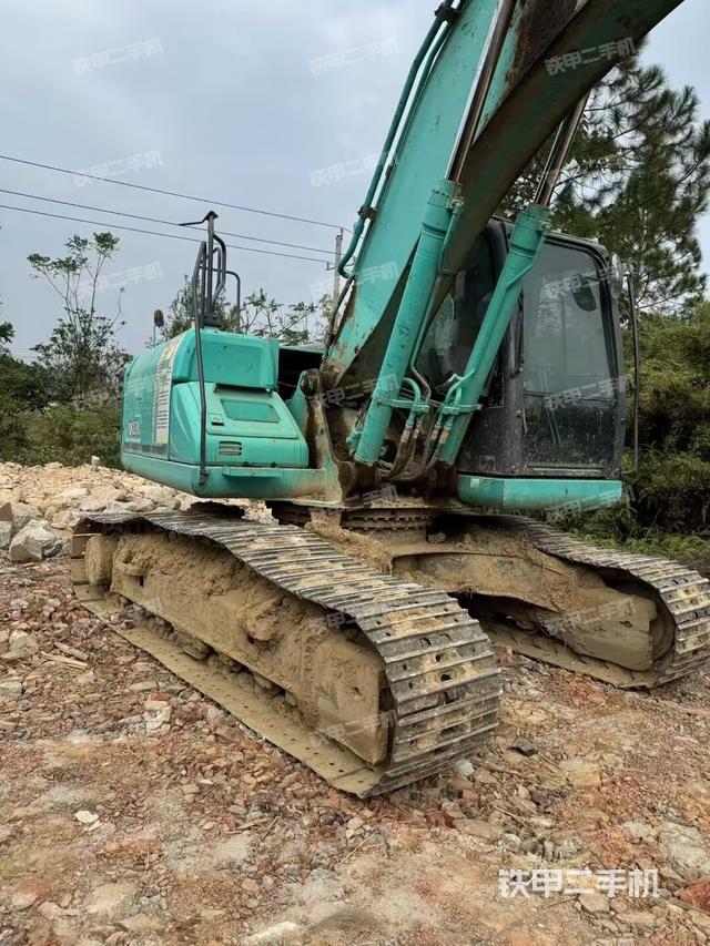 右前45(整機(jī)外觀) 右前45(整機(jī)外觀)