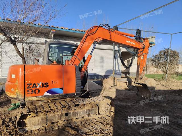 整機右后45°（整機外觀）