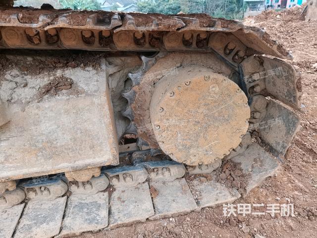 右驅(qū)動輪(行走機構(gòu)) 右驅(qū)動輪(行走機構(gòu))