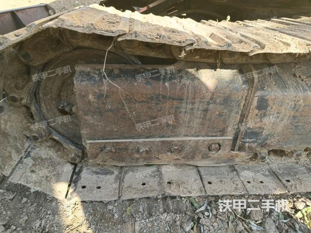 左導(dǎo)向輪（行走機(jī)構(gòu)）