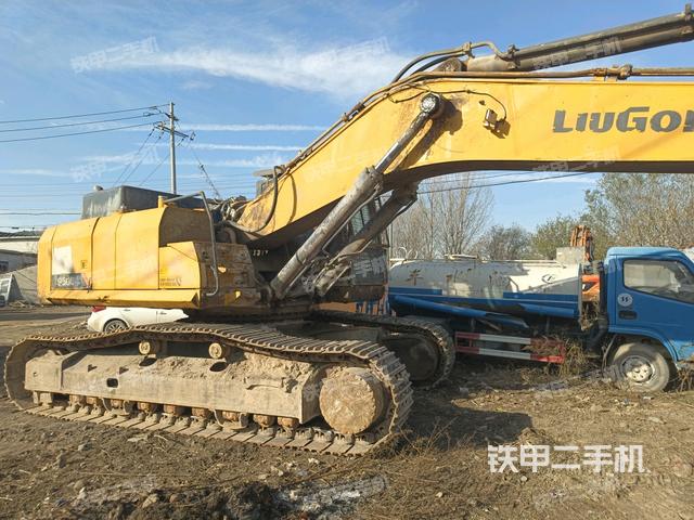 右前45(整機(jī)外觀) 右前45(整機(jī)外觀)
