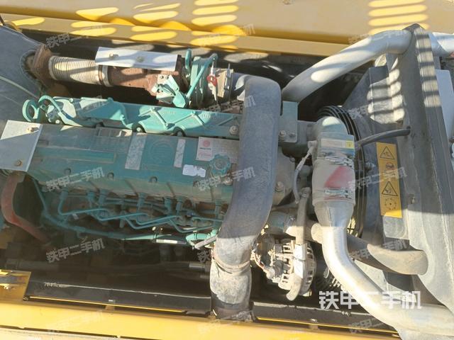 發(fā)動機室(上車部件) 發(fā)動機室(上車部件)
