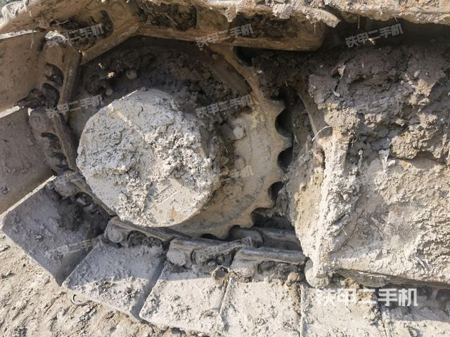右驅(qū)動輪(行走機構(gòu)) 右驅(qū)動輪(行走機構(gòu))