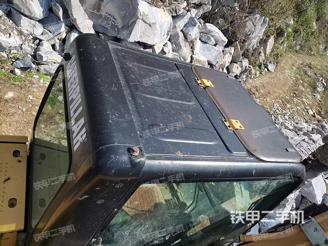 駕駛室頂部俯視（上車部件）