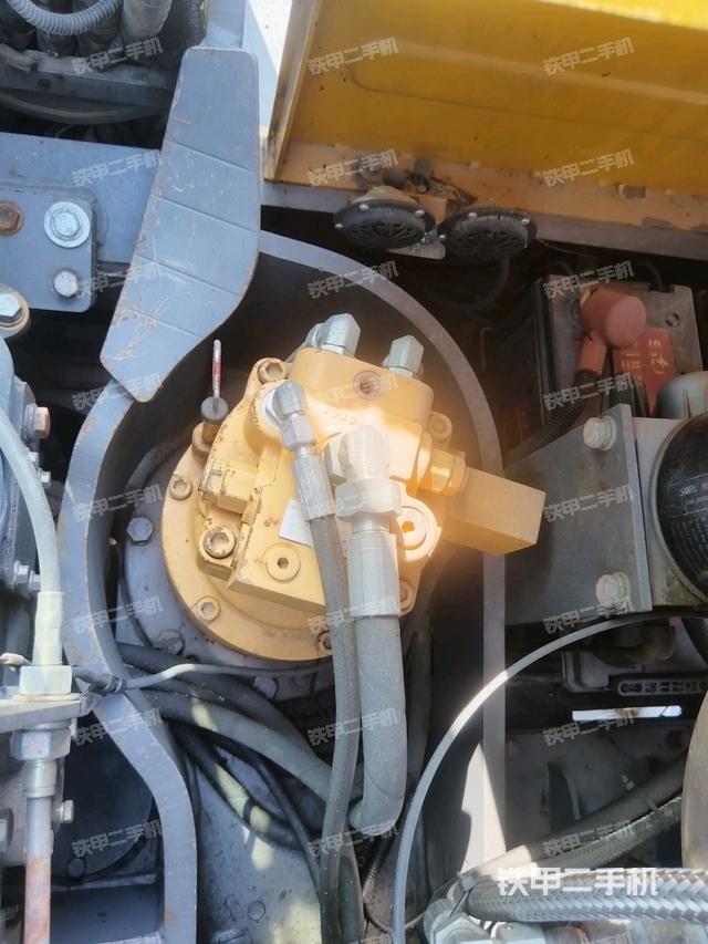 回轉(zhuǎn)馬達（上車部件）