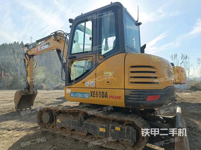 左后45（整機外觀）