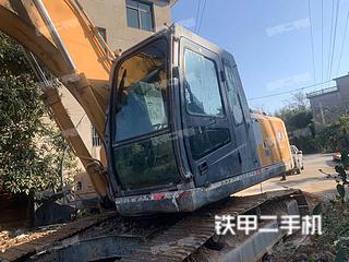 現(xiàn)代R215-7挖掘機(jī)