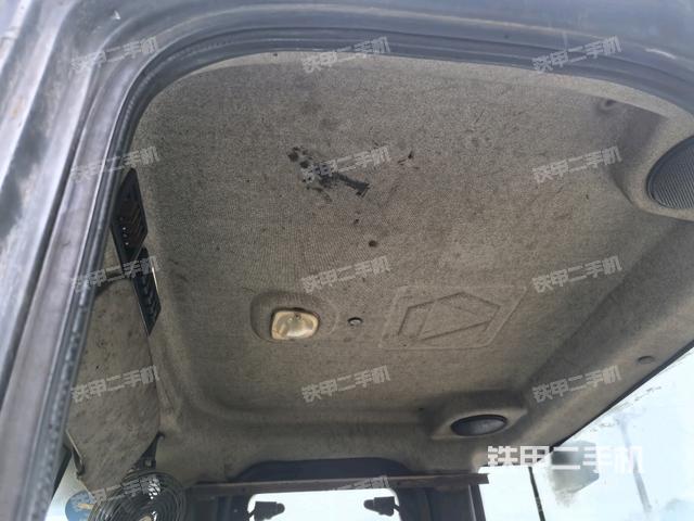 駕駛室正側(cè)（駕駛室部分）