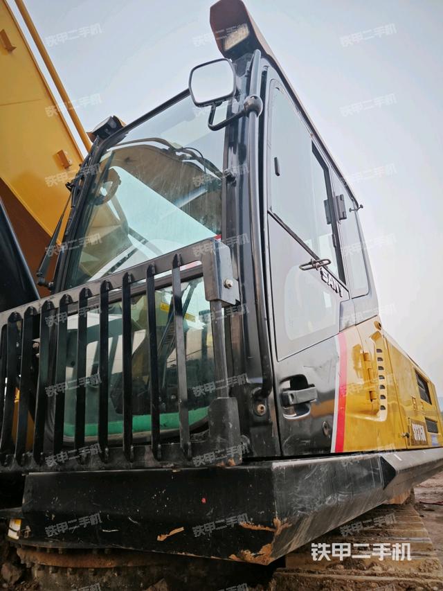 駕駛室左前45度（駕駛室部分）