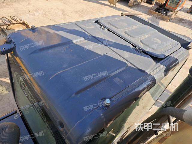 駕駛室頂部俯視（上車部件）